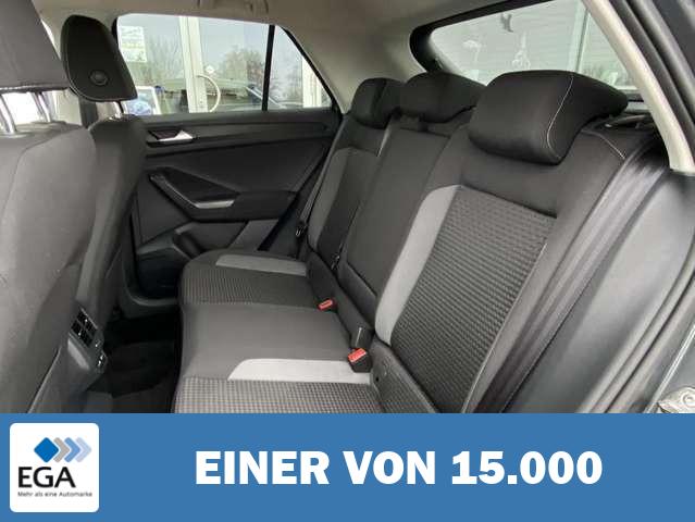 Volkswagen T-Roc 1.0 TSI ACTIVE 17