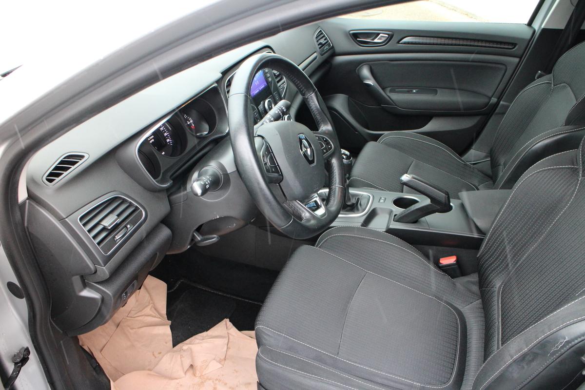 Renault Megane IV 1.2 TCe 100 Energy Experience 