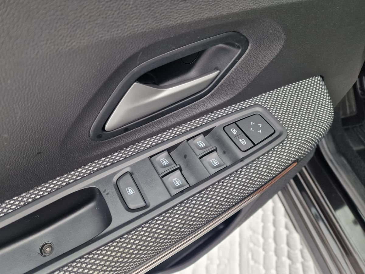 Dacia Sandero Expression+*Navi*LED*Temp.*R-Kamera