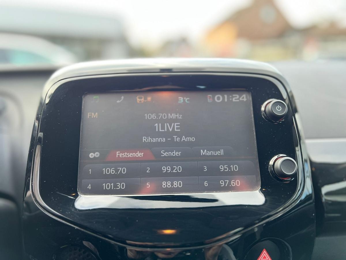 Toyota Aygo X Aygo 1.0 VVT-i x-clusive - Klima - R.Kam - Garantie