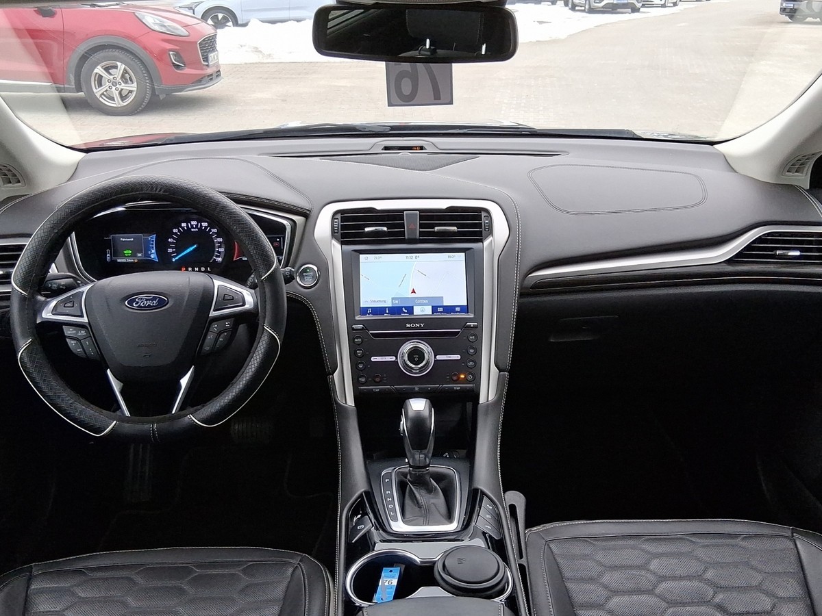 Ford Mondeo 2.0 Hybrid Vignale*PANORAMA-DACH*LEDER*AHK*RÜCKF-CAM*