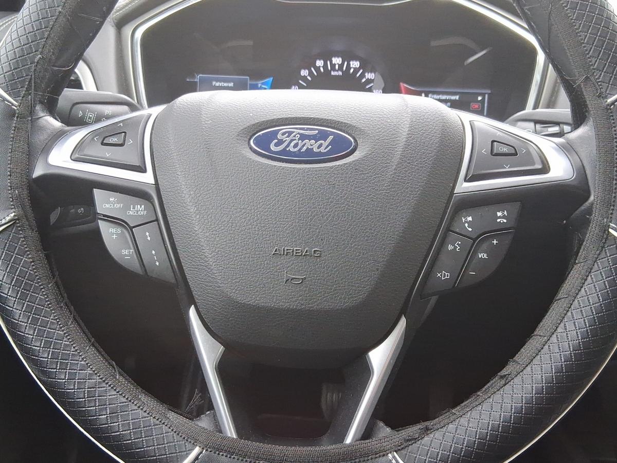 Ford Mondeo 2.0 Hybrid Vignale*PANORAMA-DACH*LEDER*AHK*RÜCKF-CAM*