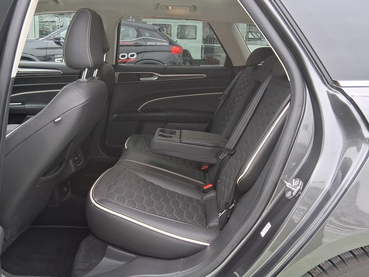 Ford Mondeo 2.0 Hybrid Vignale*PANORAMA-DACH*LEDER*AHK*RÜCKF-CAM*