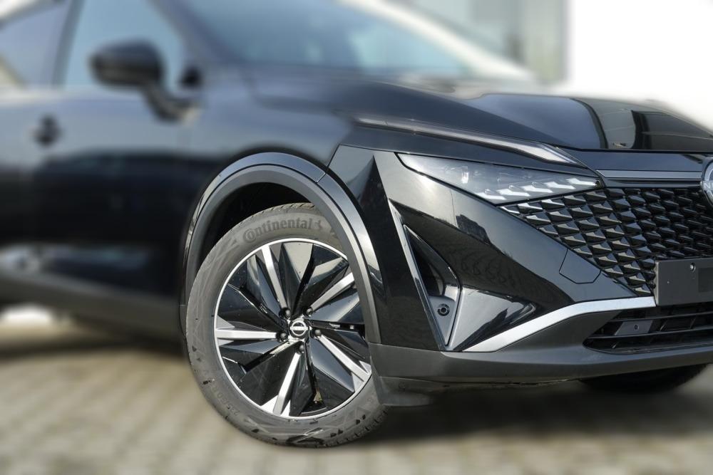 Nissan Qashqai TEKNA 158PS Xtron MY25 BOSE Pano Februar