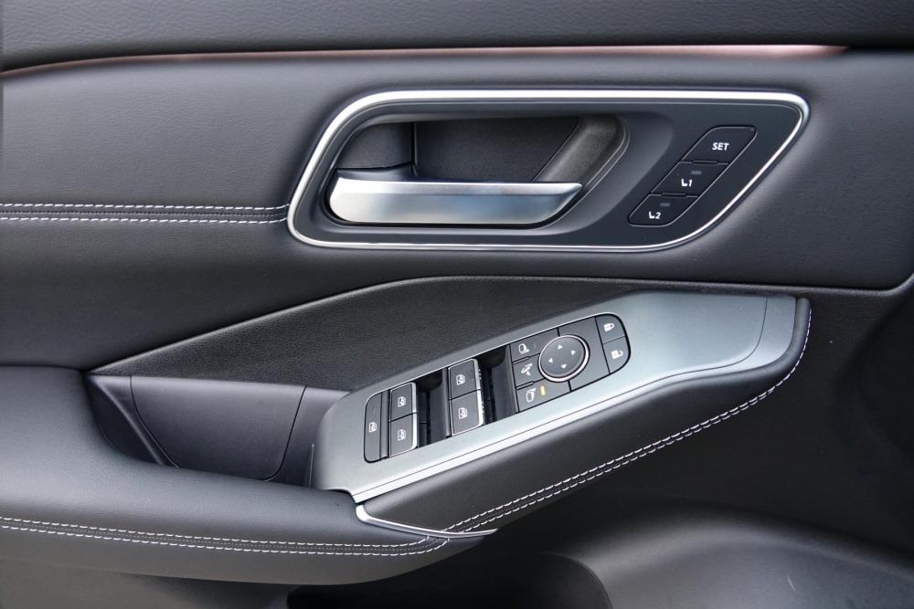 Nissan Qashqai TEKNA 158PS Xtron MY25 BOSE Pano Februar