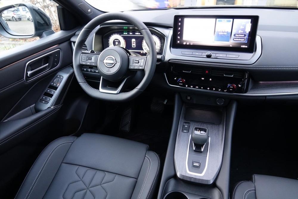 Nissan Qashqai TEKNA 158PS Xtron MY25 BOSE Pano Februar