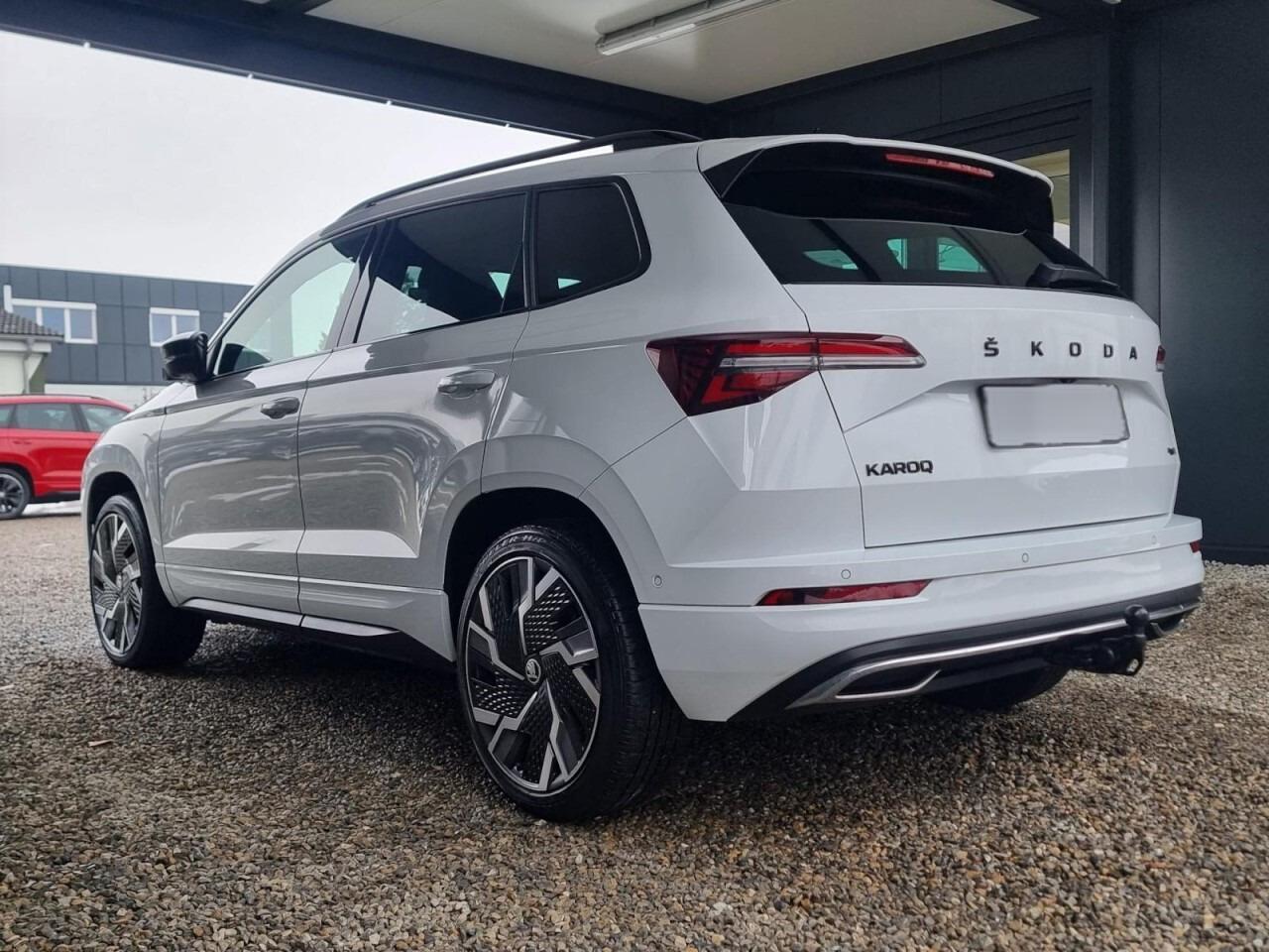 Skoda Karoq 2.0 TDI DSG,4x4,SPORTLINE,AHK,360,VIRTUAL