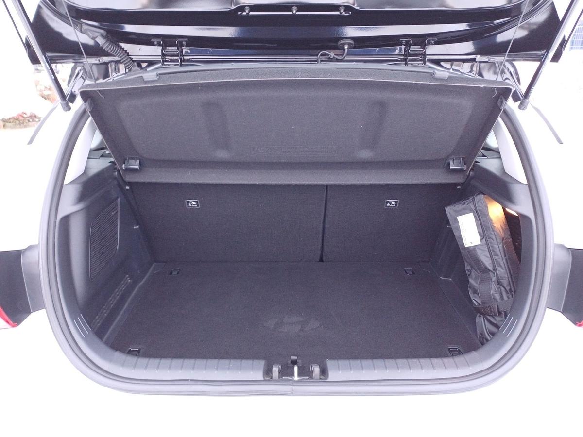 Hyundai i20 1.0 T-GDI Intro Edition MHEV App Kamera PDC DAB Sitzh.