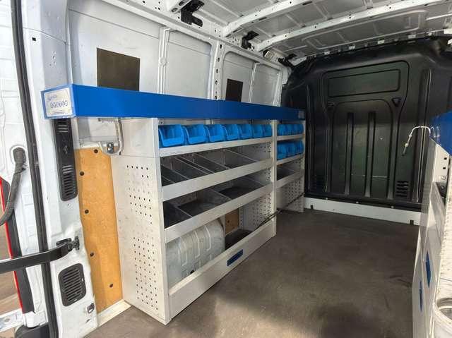 Nissan NV400 L1H1 2,8t AHK RFK KLIMA REGALE DACHTRÄGER