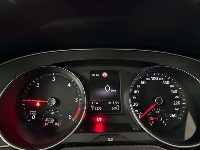 Volkswagen Passat 2.0TDI 6-Gang Navi LED Kamera CarPlay