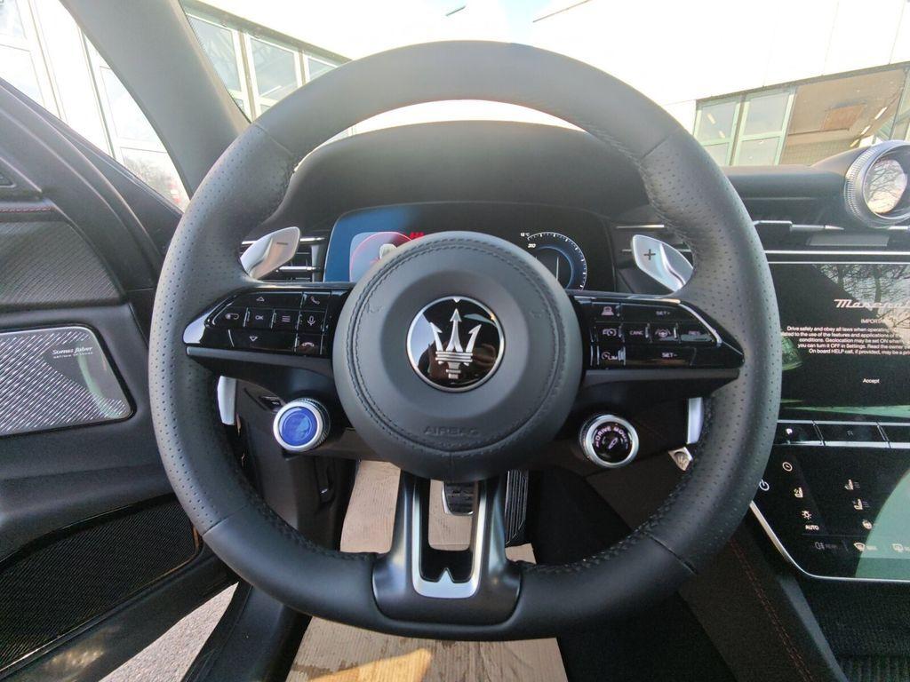 Maserati Grecale Trofeo MY 24 AHK+360°KAMERA+SITZLÜFTUNG