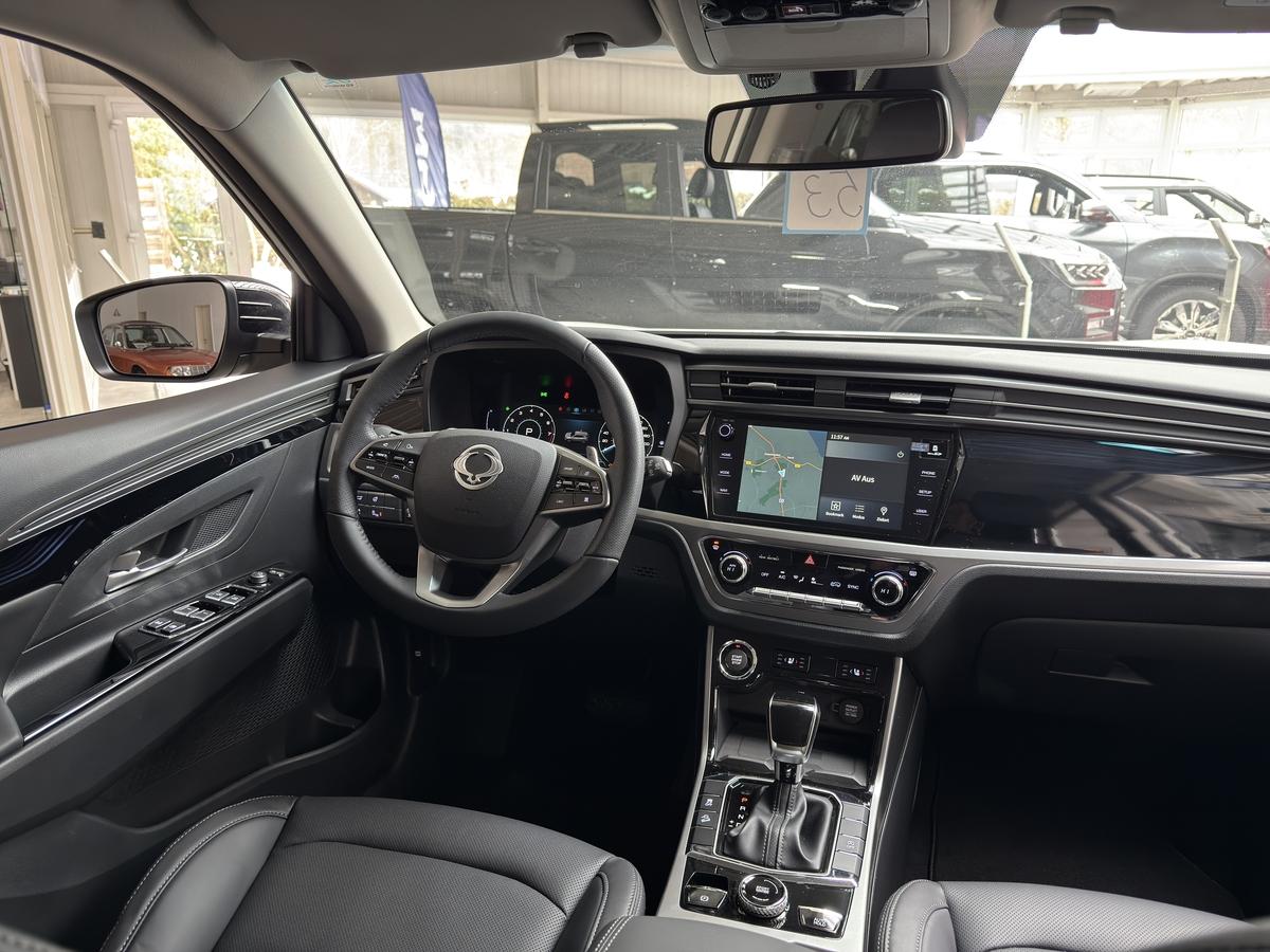 KGM Korando Black 1.5 A/T