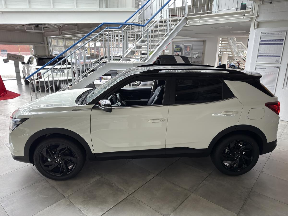 KGM Korando Black 1.5 A/T