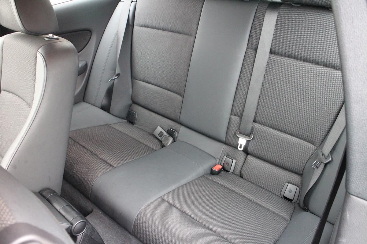 BMW 118M-Paket*Advantage-Komfort-Paket*PDC*