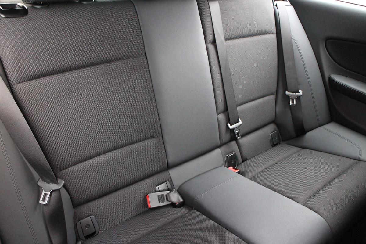 BMW 118M-Paket*Advantage-Komfort-Paket*PDC*