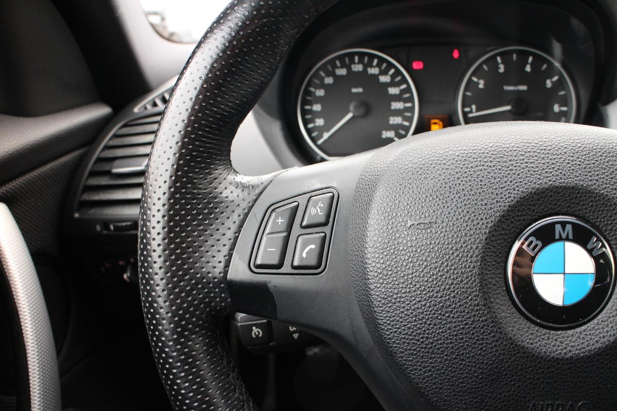 BMW 118M-Paket*Advantage-Komfort-Paket*PDC*