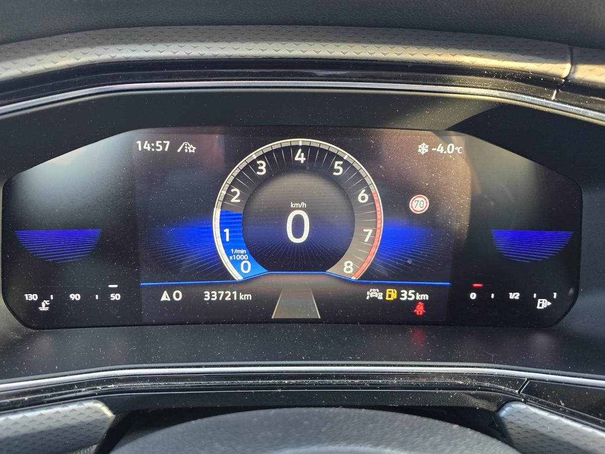 Volkswagen T-Cross 1.0 TSI Active  #Navi #Klima #AHK #ALU #SHZ 