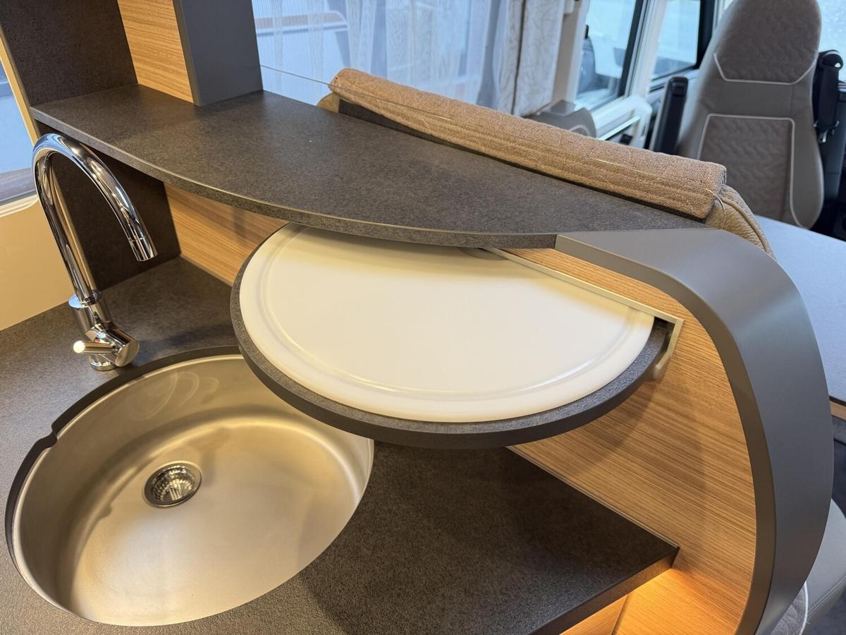 Malibu I 450 RB LE Comfort MJ26+ACC+Markise+TV