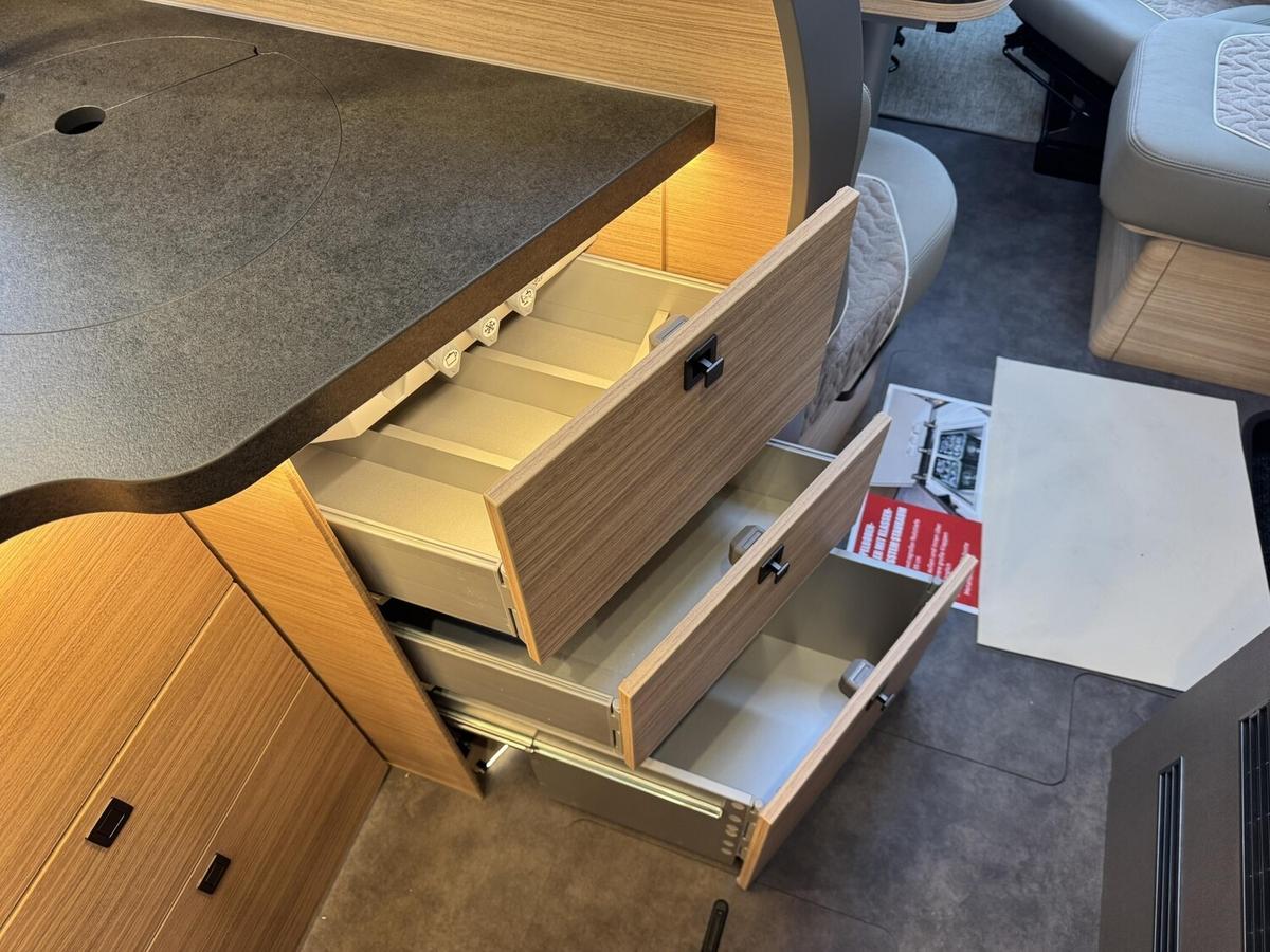 Malibu I 450 RB LE Comfort MJ26+ACC+Markise+TV