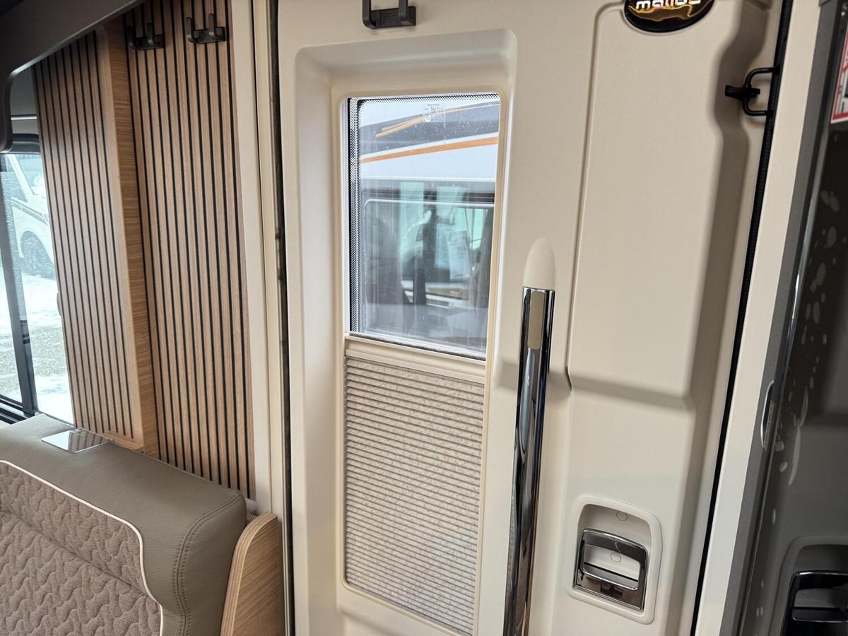 Malibu I 450 RB LE Comfort MJ26+ACC+Markise+TV