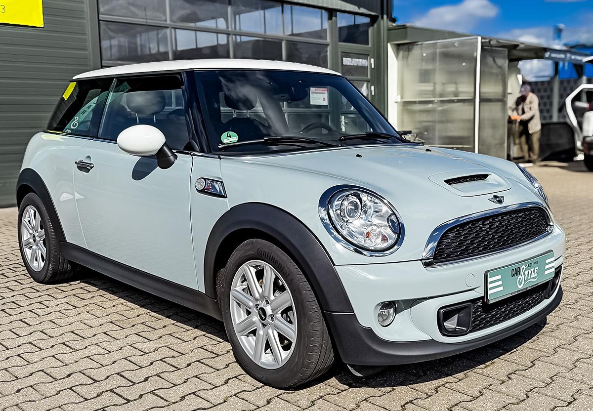 MINI Cooper S Wired Paket Navi Klimaautomatik PDC