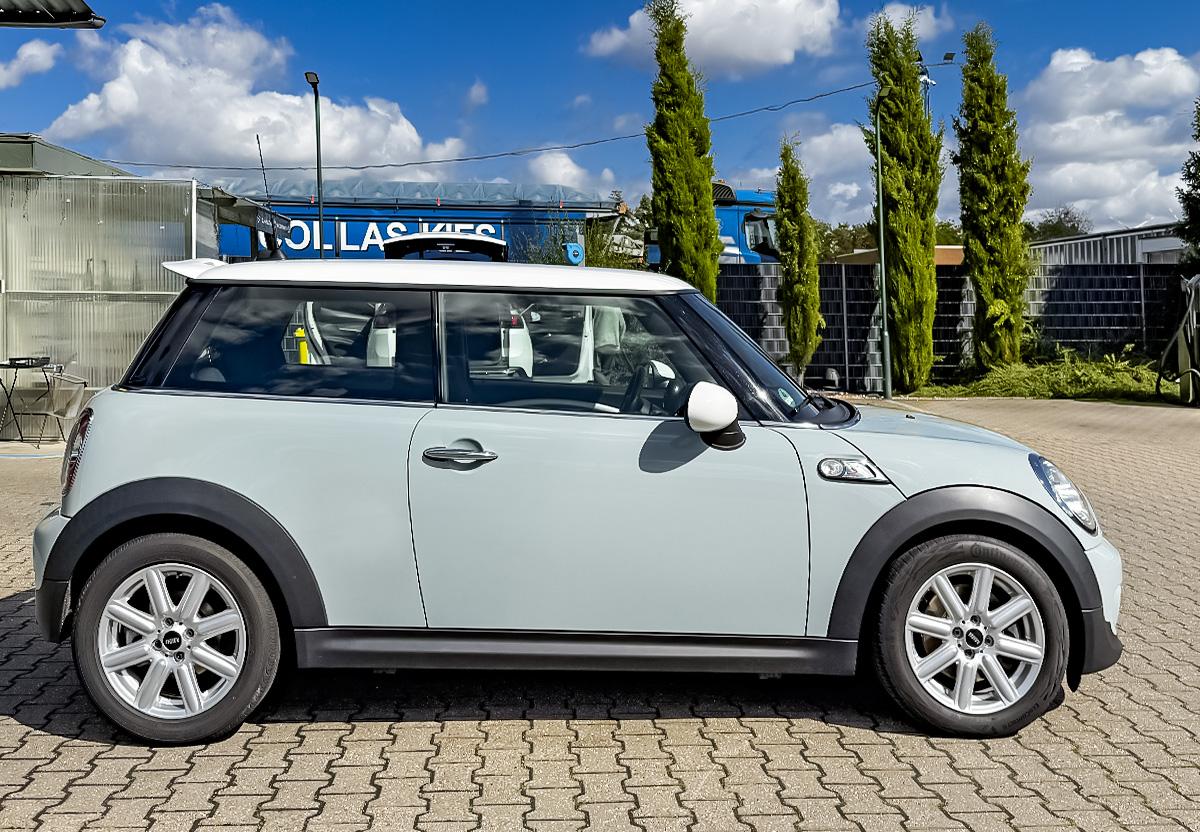 MINI Cooper S Wired Paket Navi Klimaautomatik PDC