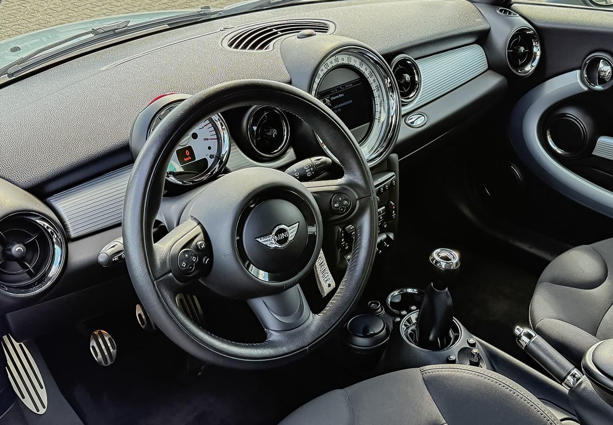 MINI Cooper S Wired Paket Navi Klimaautomatik PDC
