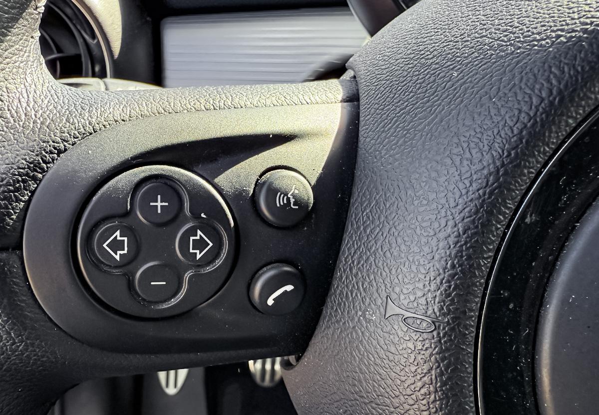 MINI Cooper S Wired Paket Navi Klimaautomatik PDC