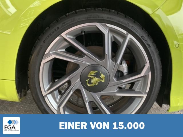 Abarth 500e Scorpion PDC v+h Keyless Alcantara