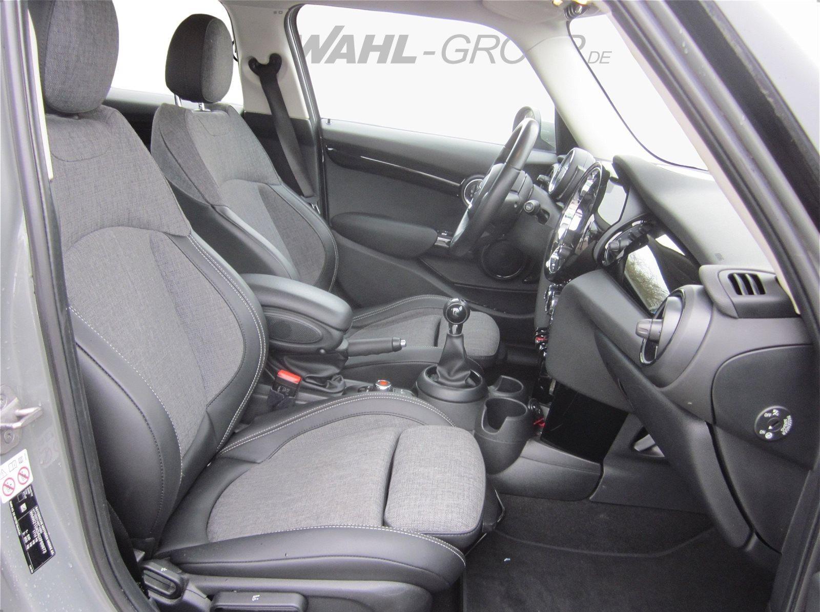 MINI ONE 5-TÜRER CLASSIC TRIM LED SPORTSITZE SHZG DAB PARKASSIST