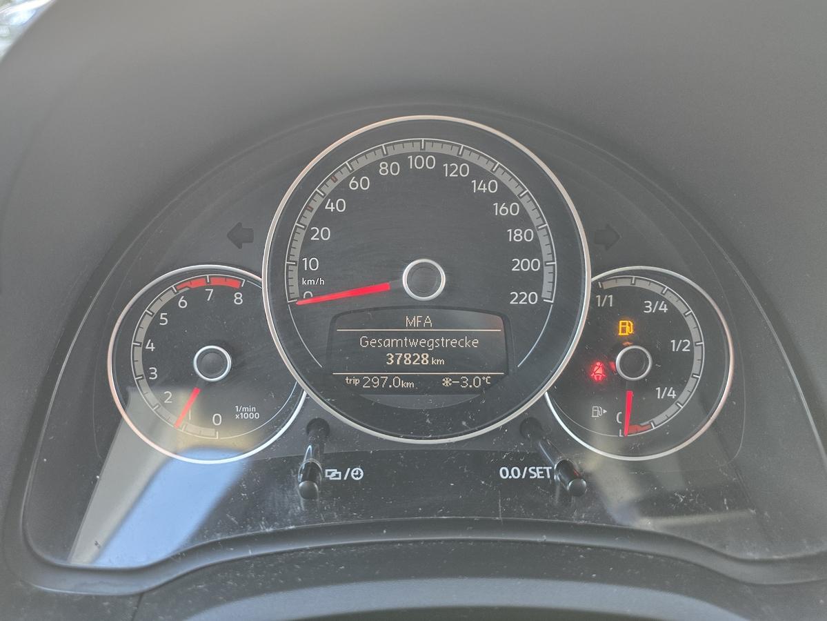 Volkswagen up! 1.0 BMT 4-Türer #Klima #SHZ #RFK #Ganzjahresreifen