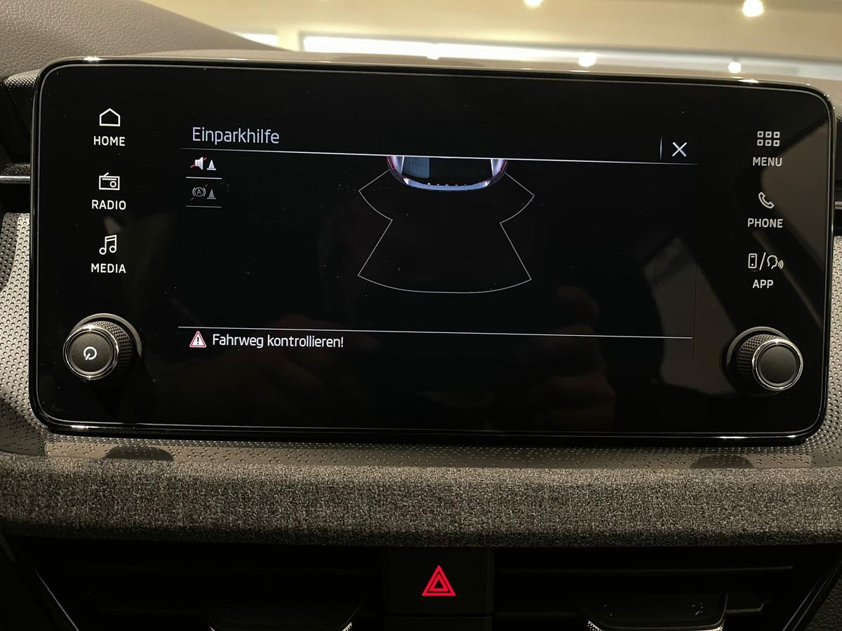 Skoda Scala 1,0 TSI 5J Garantie LED SHZ PDC