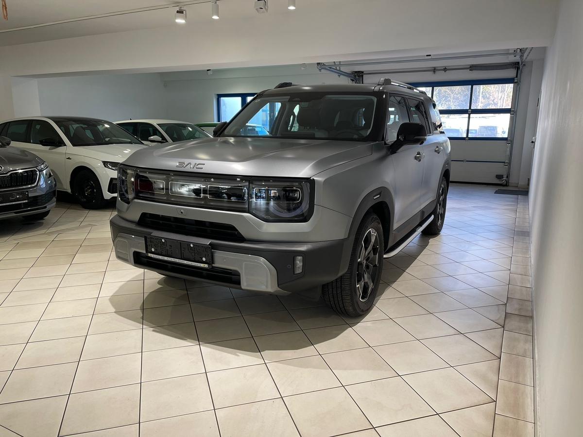 BAIC BJ30 4WD HEV Pano Leder LED 