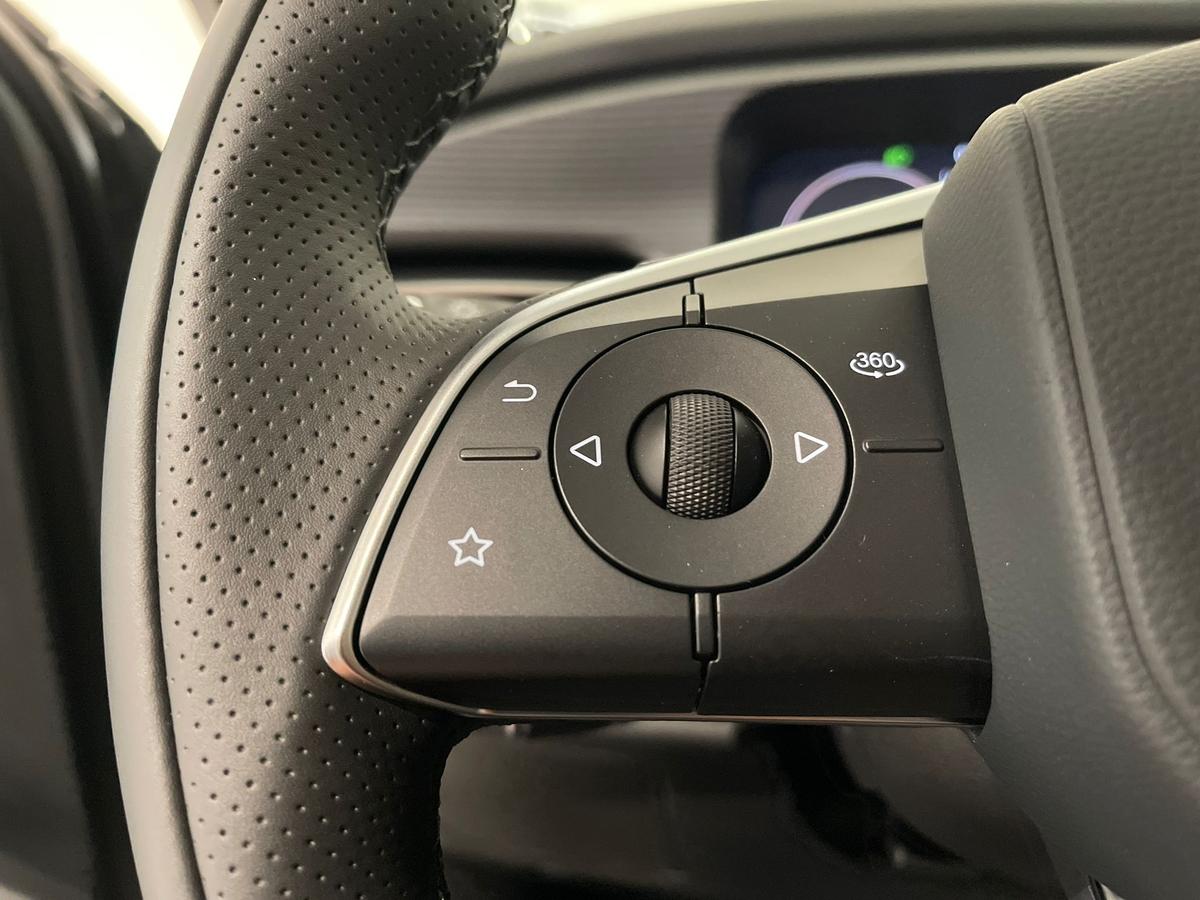 BAIC BJ30 4WD HEV Pano Leder LED 