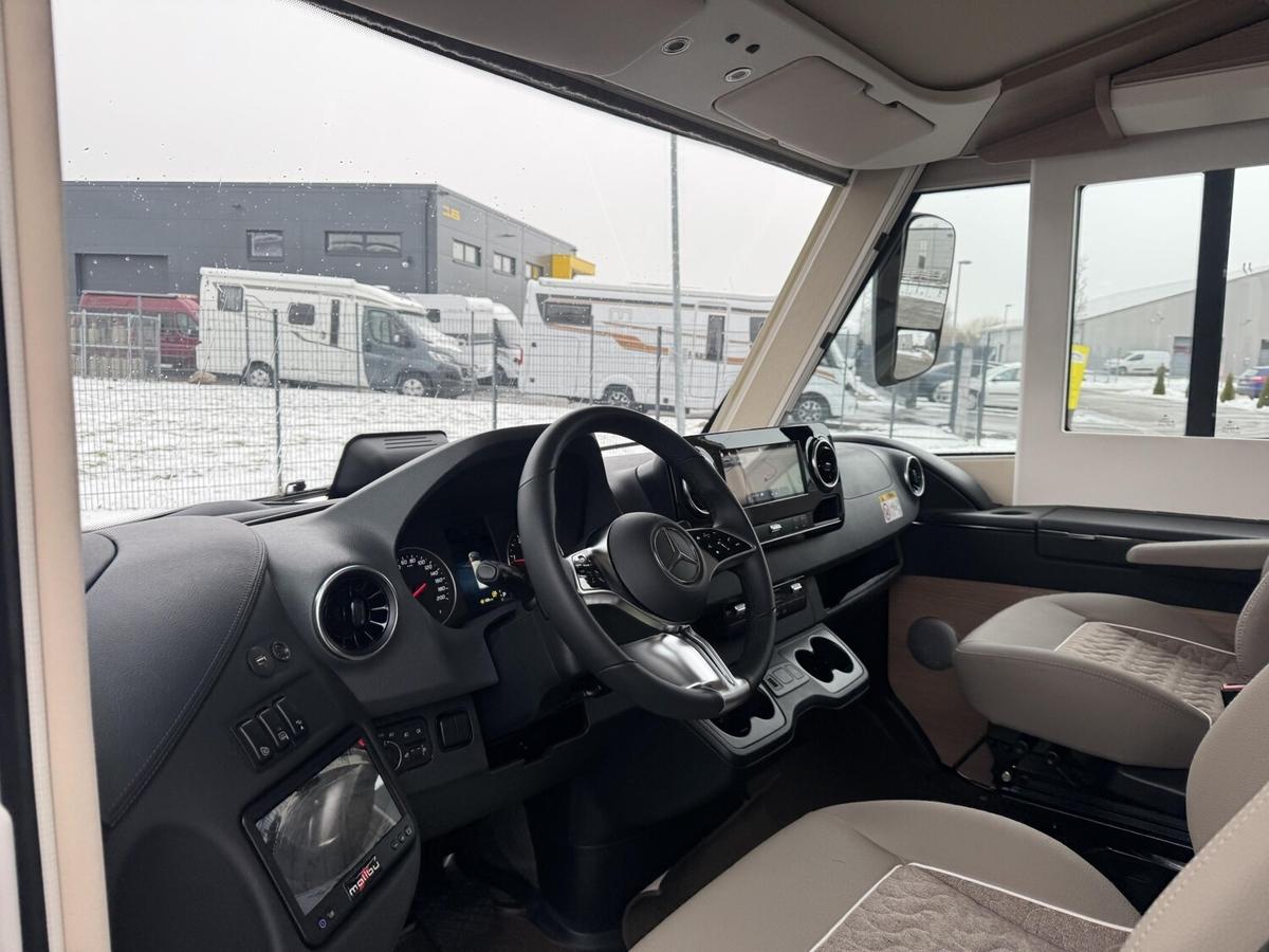 Malibu I Edition+ 490 RB LE comfort Solar+Markise+TV+LED+iNet-X