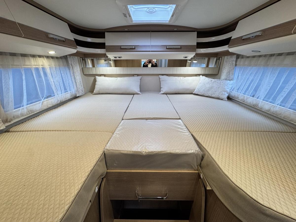 Malibu I Edition+ 490 RB LE comfort Solar+Markise+TV+LED+iNet-X