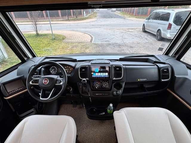 Pilote G720 FC Automatik *THULE*GARAGE*SOLAR*KLIMA*