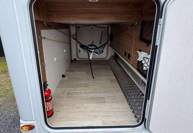 Pilote G720 FC Automatik *THULE*GARAGE*SOLAR*KLIMA*