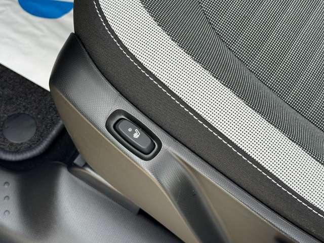 Renault Twingo Limited *13TKM*SHZ*PDC*ALU*WIE*NEU*