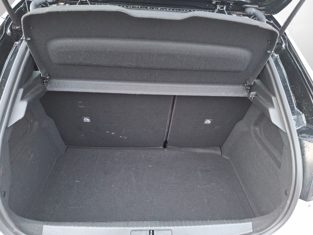 Opel Corsa F GS Automatik SHZ 2xPDC KAM
