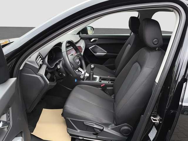 Audi Q3 35TFSI S line LED NAVI PDC APP+VIRT+LED+NAVI+PDC+T