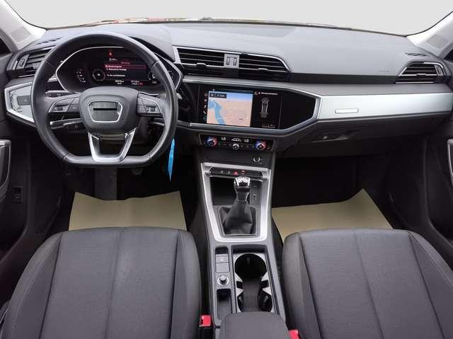 Audi Q3 35TFSI S line LED NAVI PDC APP+VIRT+LED+NAVI+PDC+T