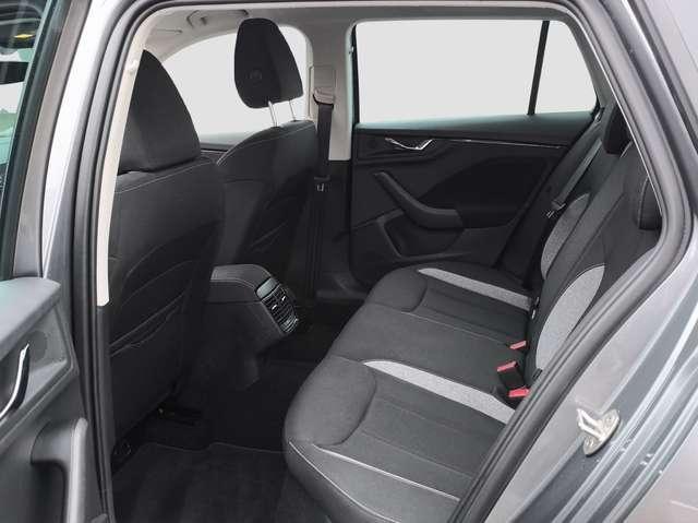 Skoda Kamiq 1.0 TSI DSG Selection LED RFK PDC