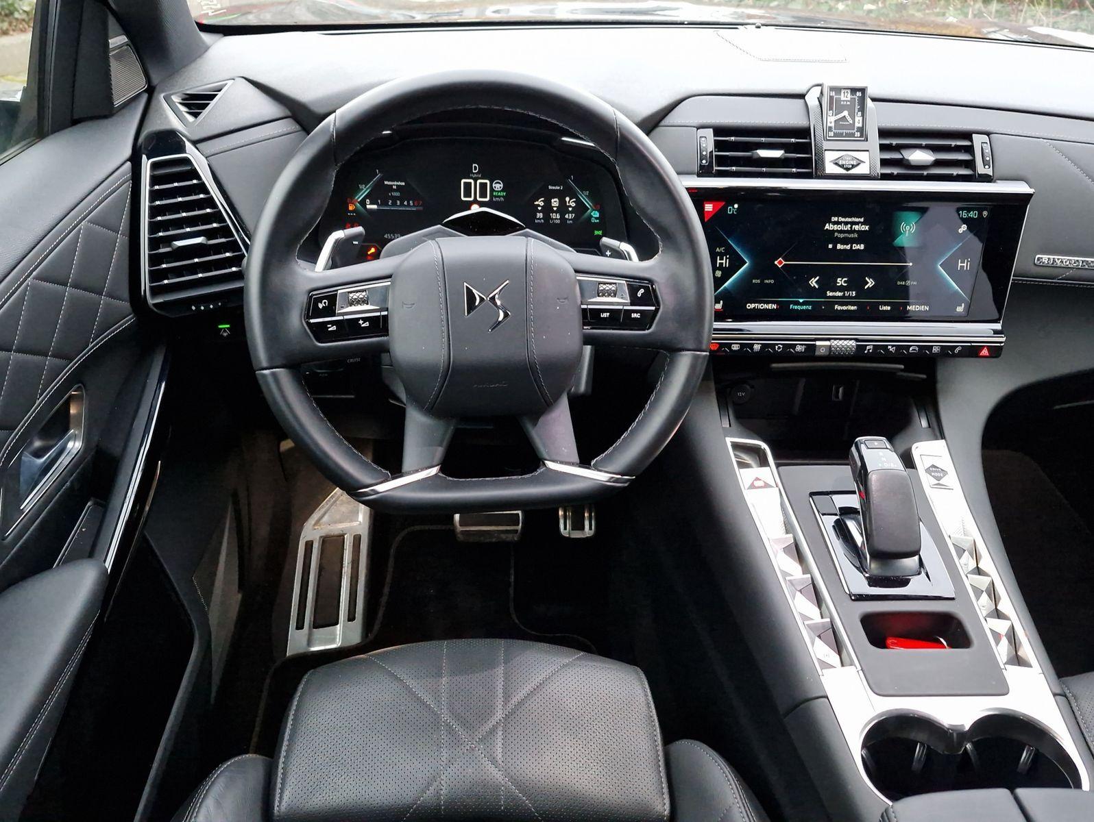 DS Automobiles DS7 Crossback PHEV 225 e-AT Rivoli LED Pano Lede