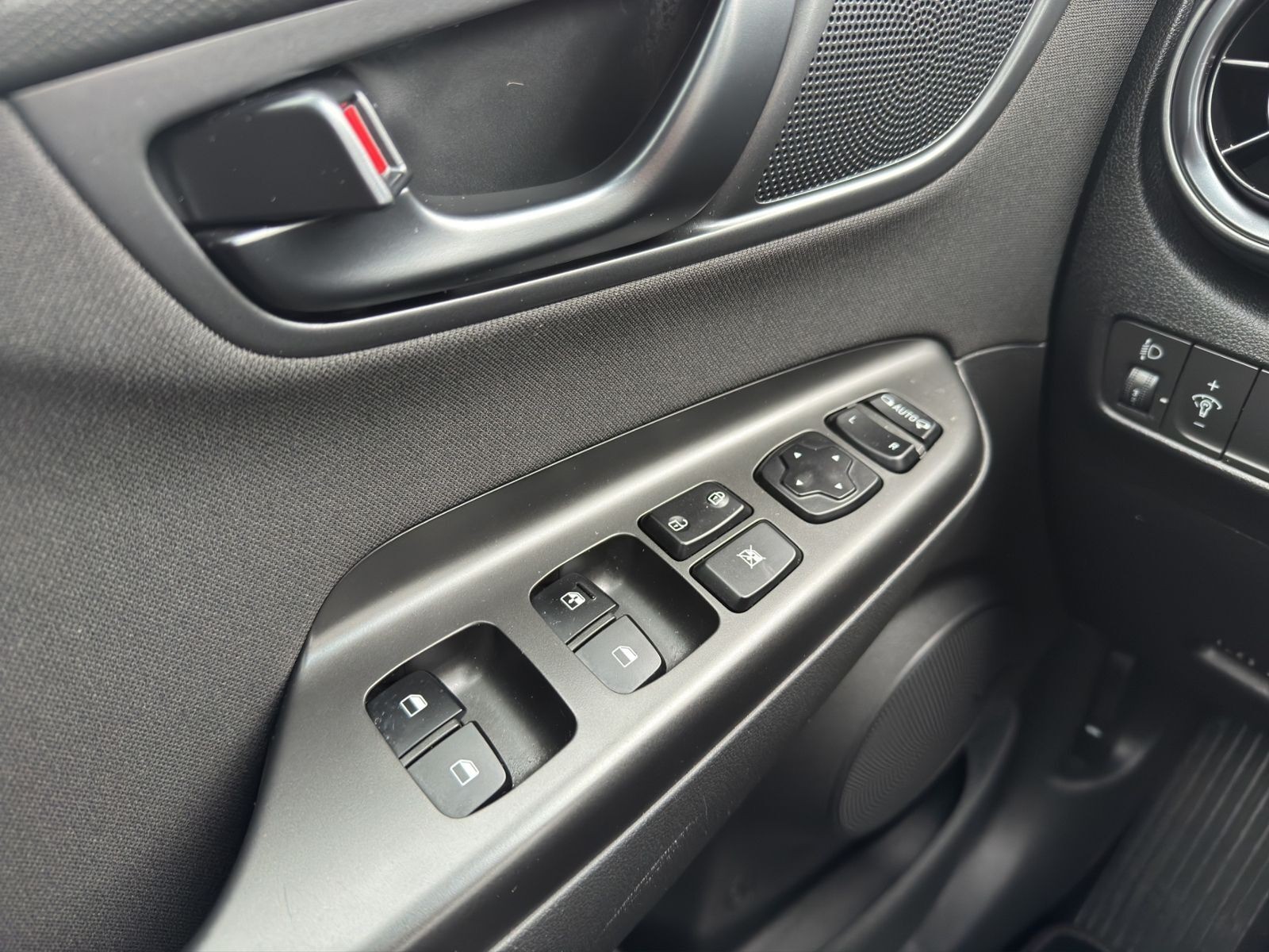 Hyundai KONA KONA Aut. 4WD N Line/LED/Navi/Soundsyst./Keyless