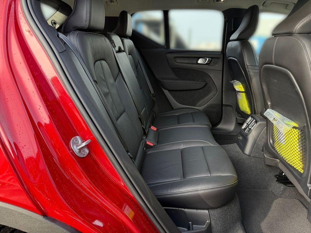 Volvo XC40 T5 2WD Ultimate Dark -360° RÜCKFAHRKAMERA-