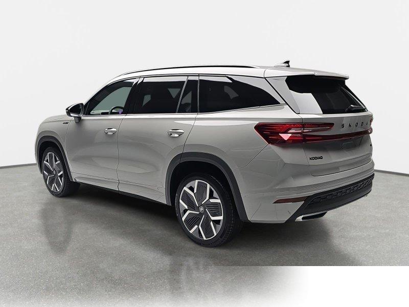 Skoda Kodiaq 2.0 TDI DSG SPORTLINE 4X4 NAVI LED ACC HUD 7-SITZE