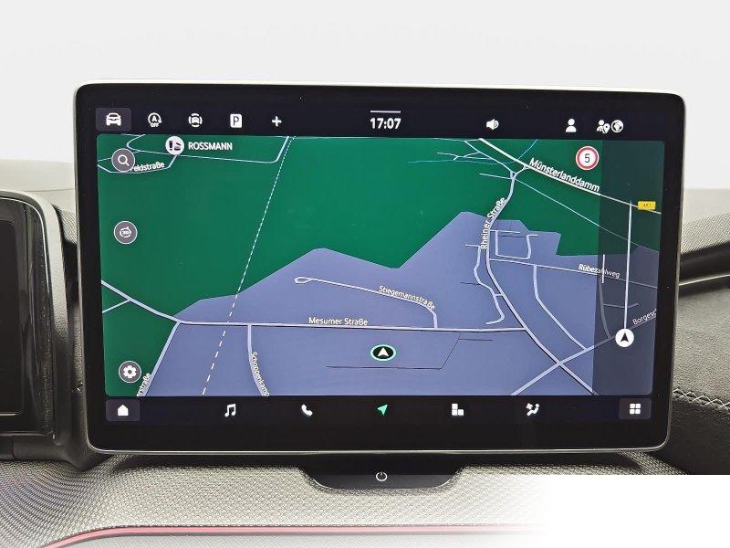 Skoda Kodiaq 2.0 TDI DSG SPORTLINE 4X4 NAVI LED ACC HUD 7-SITZE