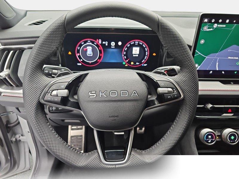 Skoda Kodiaq 2.0 TDI DSG SPORTLINE 4X4 NAVI LED ACC HUD 7-SITZE