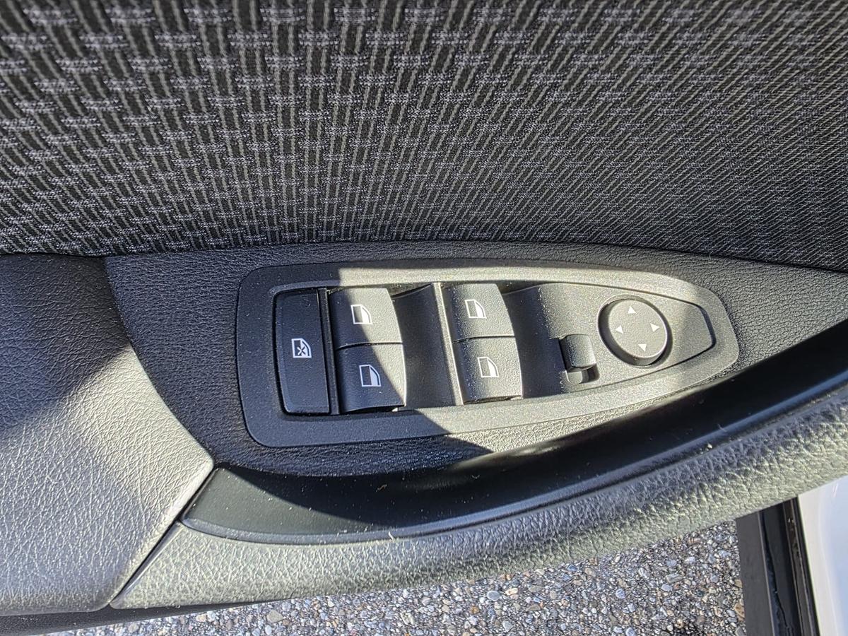 BMW X2sDrive18i Advantage NAVI Temp. Sitzheizung